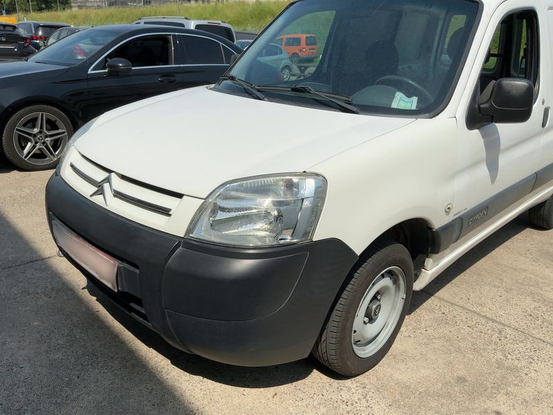 Citroen Berlingo 1.6 HDi Attraction 2011 – снимка 2