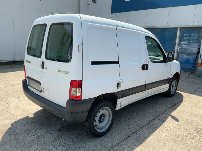 Citroen Berlingo 1.6 HDi Attraction 2011 – снимка 8
