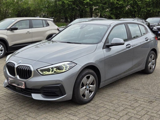 BMW 1er 116i Advantage 2024 – снимка 2