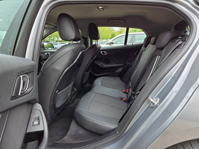 BMW 1er 116i Advantage 2024 – снимка 13