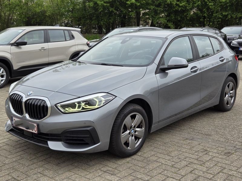 BMW 1er 116i Advantage 2024 – снимка 1