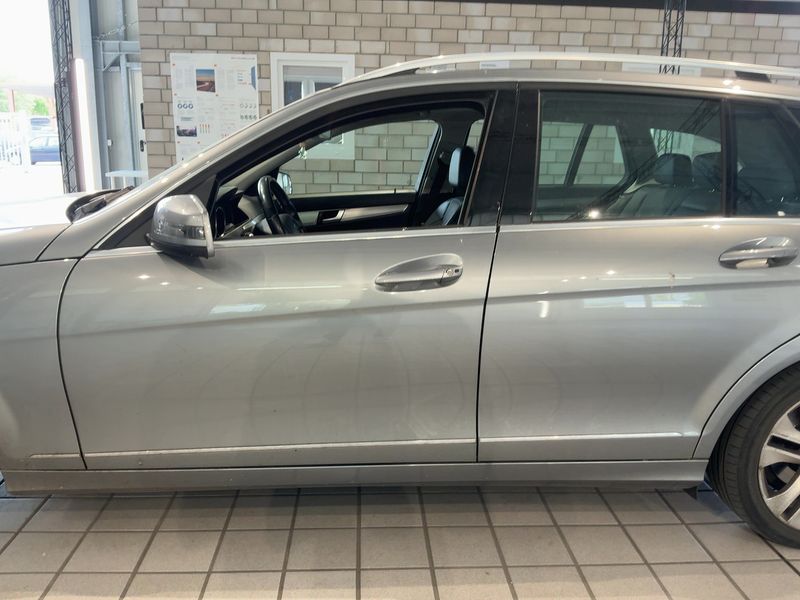 Mercedes-Benz C-Klasse C 180 CGI T BlueEfficiency Avantgarde 2014 – снимка 4