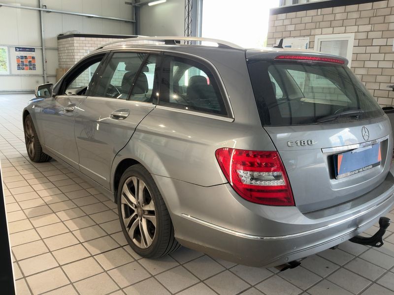 Mercedes-Benz C-Klasse C 180 CGI T BlueEfficiency Avantgarde 2014 – снимка 6