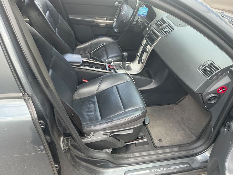 Volvo S40 1.6 DRIVe Momentum 2010 – снимка 3