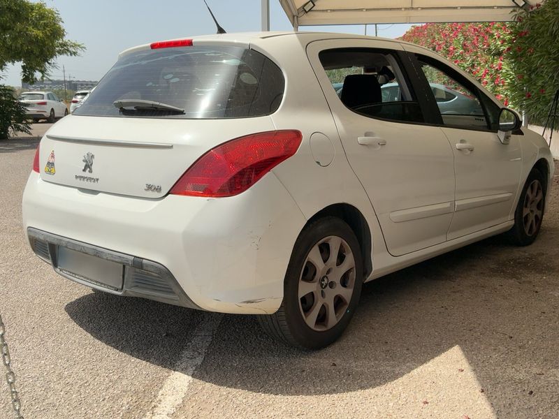 Peugeot 308 1.6 HDi Active 2011 – снимка 8