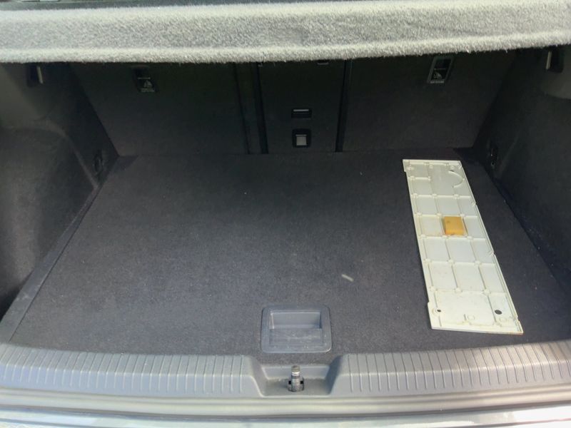 Volkswagen Golf VIII 1.0 TSI Life 2021 – снимка 15