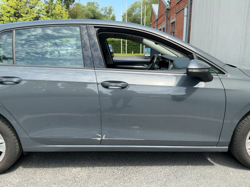 Volkswagen Golf VIII 1.0 TSI Life 2021 – снимка 10