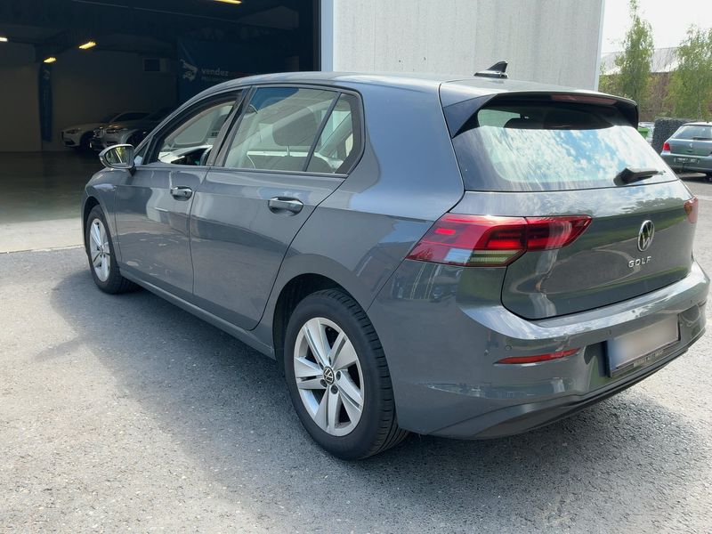 Volkswagen Golf VIII 1.0 TSI Life 2021 – снимка 6
