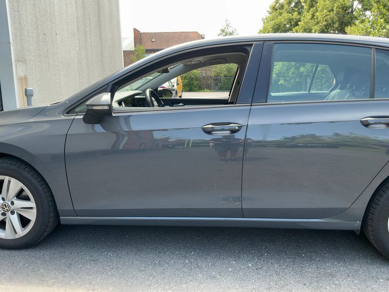 Volkswagen Golf VIII 1.0 TSI Life 2021 – снимка 4