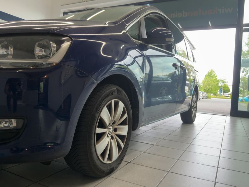 Volkswagen Sharan 2.0 TDI Comfortline BlueMotion Tech 2017 – снимка 2