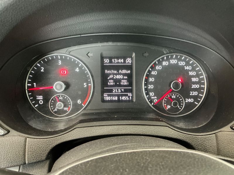 Volkswagen Sharan 2.0 TDI Comfortline BlueMotion Tech 2017 – снимка 18