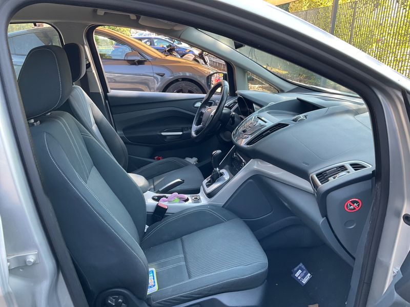 Ford C-Max 2.0 TDCi Titanium 2011 – снимка 3