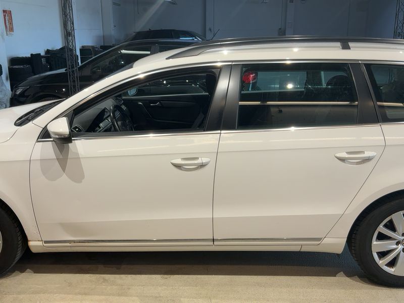 Volkswagen Passat 2.0 TDI Comfortline BlueMotion Tech 2011 – снимка 4