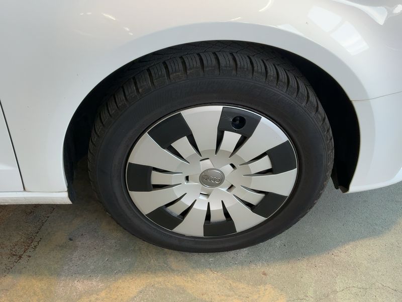 Audi A3 Sportback 1.6 TDI 2018 – снимка 11