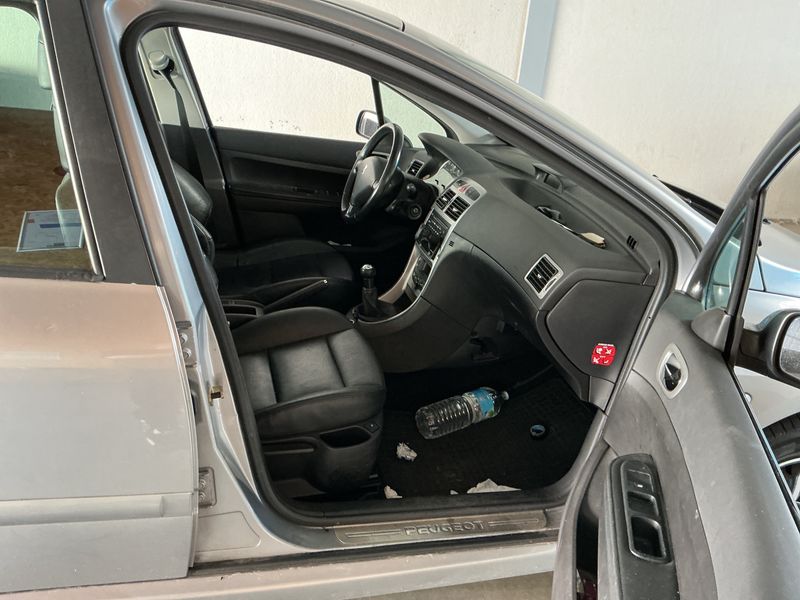 Peugeot 307 2.0 Griffe 2005 – снимка 3