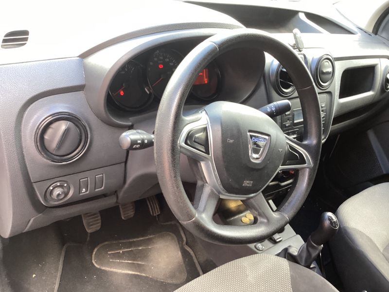 Dacia Dokker Express 1.6 SCe LPG Essential 2018 – снимка 31