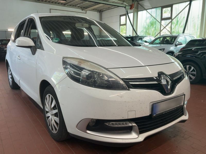 Renault Grand Scenic 1.5 dCi Paris 2014 – снимка 12