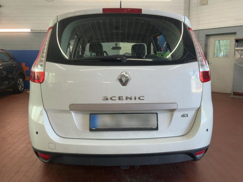 Renault Grand Scenic 1.5 dCi Paris 2014 – снимка 7