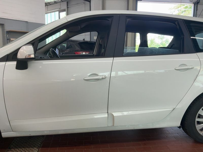 Renault Grand Scenic 1.5 dCi Paris 2014 – снимка 4