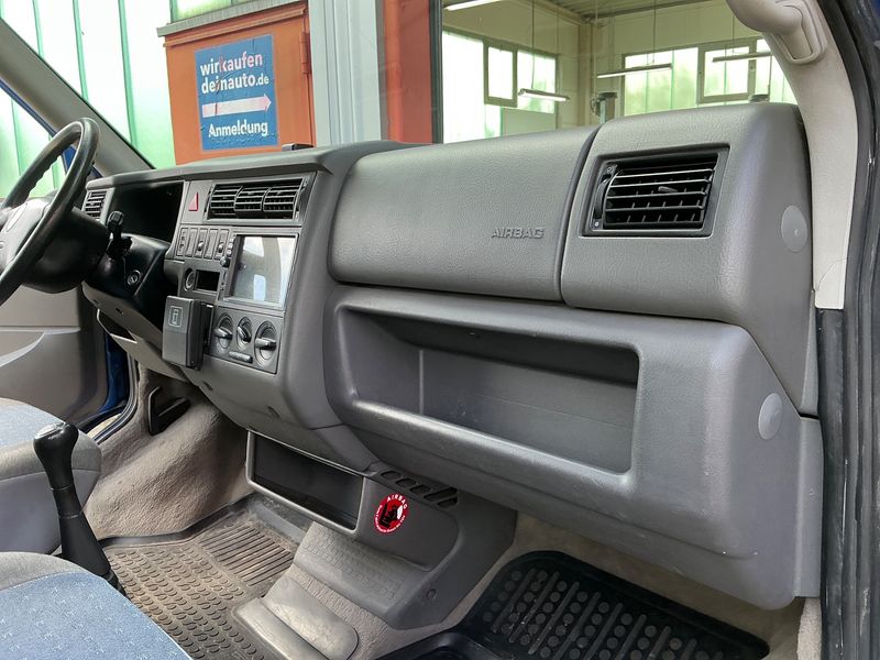 Volkswagen T4 California 2.5 TDI Coach Aufstelldach 1999 – снимка 42
