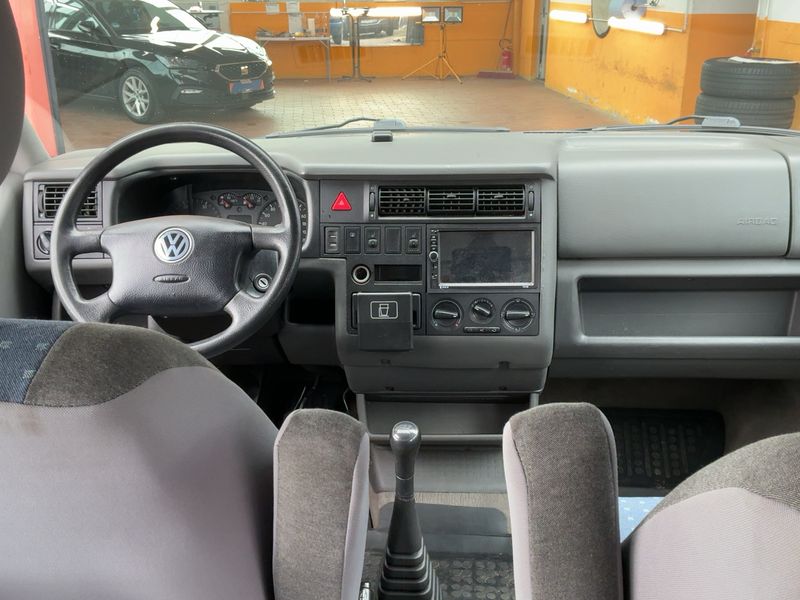 Volkswagen T4 California 2.5 TDI Coach Aufstelldach 1999 – снимка 17