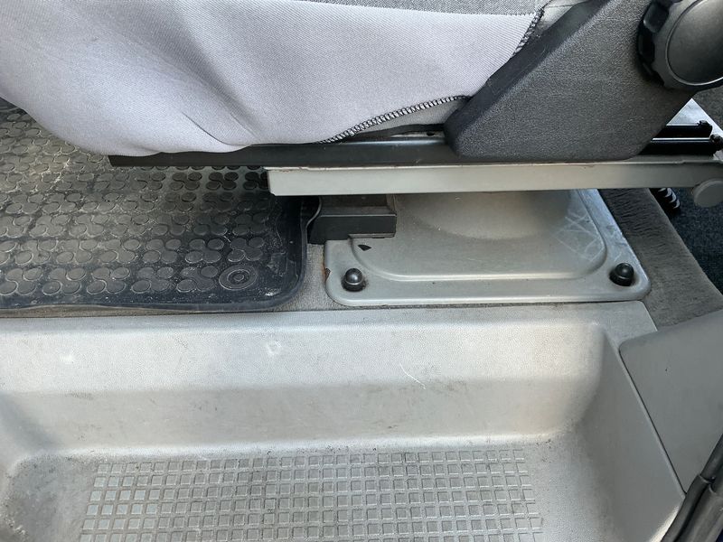 Volkswagen T4 California 2.5 TDI Coach Aufstelldach 1999 – снимка 46