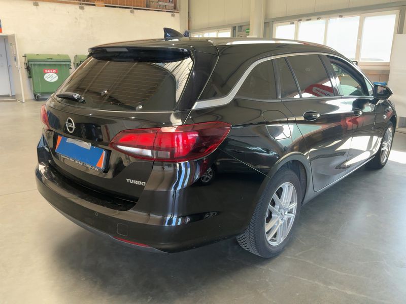 Opel Astra 1.4 SIDI Turbo Innovation Start&Stop 2017 – снимка 8
