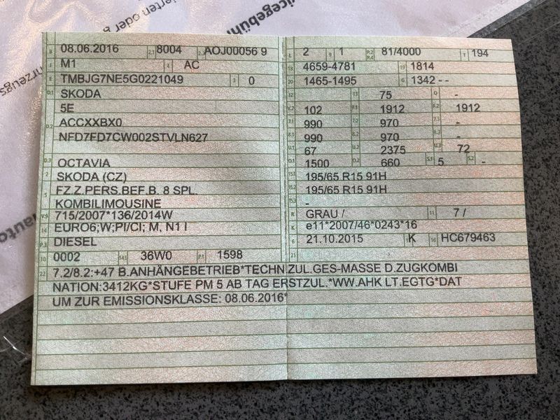 Skoda Octavia 1.6 TDI Joy 2016 – снимка 21