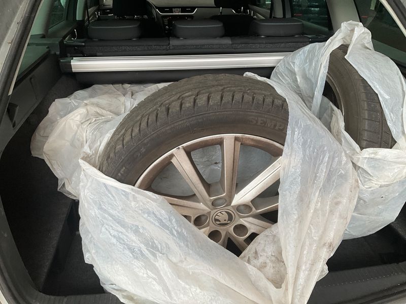 Skoda Octavia 1.6 TDI Joy 2016 – снимка 15