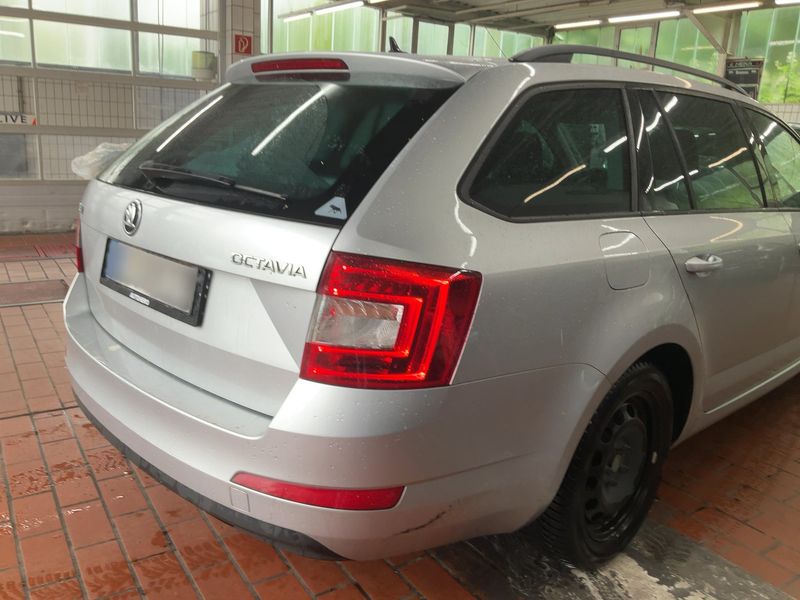 Skoda Octavia 1.6 TDI Joy 2016 – снимка 8