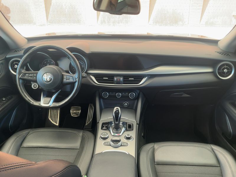 Alfa Romeo Stelvio 2.2 JTDM Sprint Q4 2020 – снимка 17