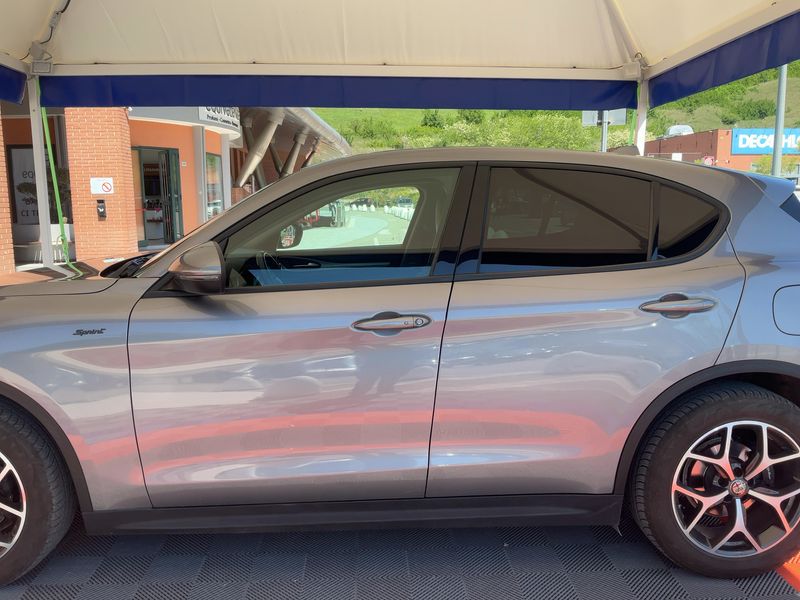 Alfa Romeo Stelvio 2.2 JTDM Sprint Q4 2020 – снимка 4