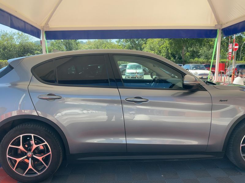 Alfa Romeo Stelvio 2.2 JTDM Sprint Q4 2020 – снимка 10