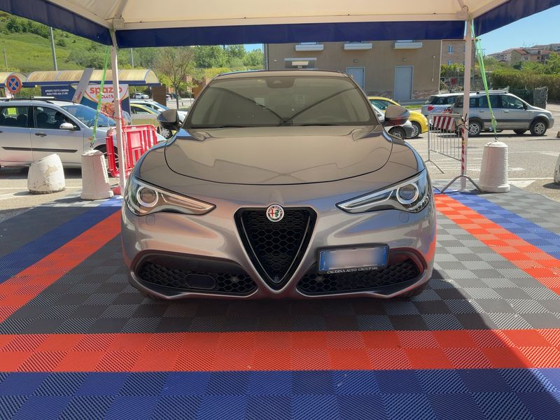 Alfa Romeo Stelvio 2.2 JTDM Sprint Q4 2020 – снимка 14