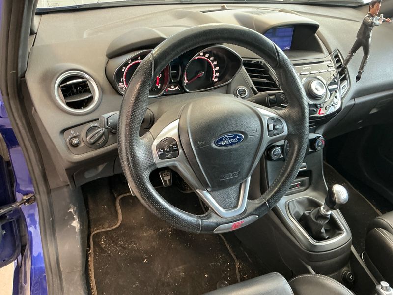 Ford Fiesta 1.6 EcoBoost ST 2014 – снимка 21