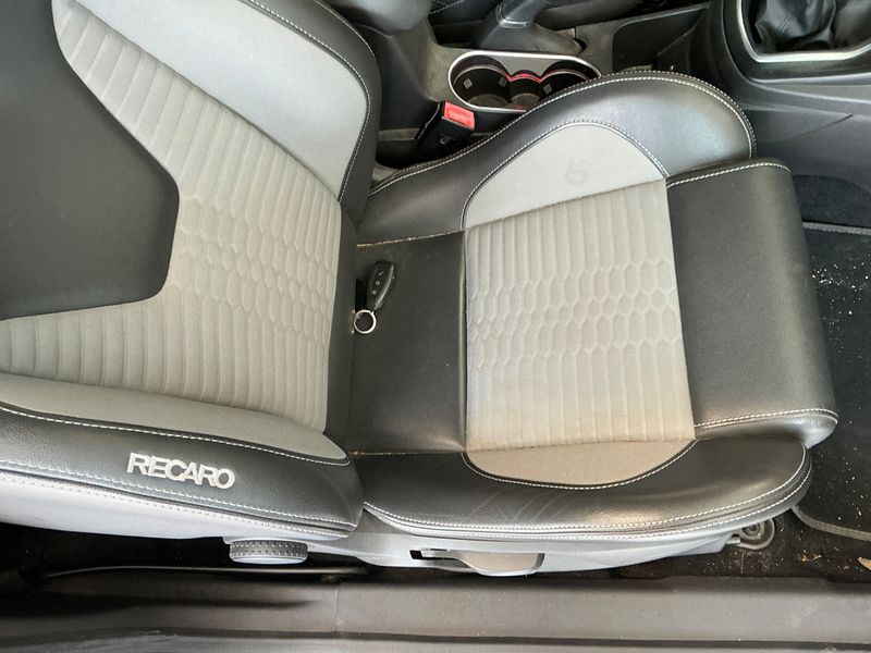 Ford Fiesta 1.6 EcoBoost ST 2014 – снимка 25