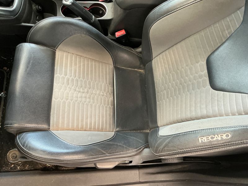 Ford Fiesta 1.6 EcoBoost ST 2014 – снимка 22