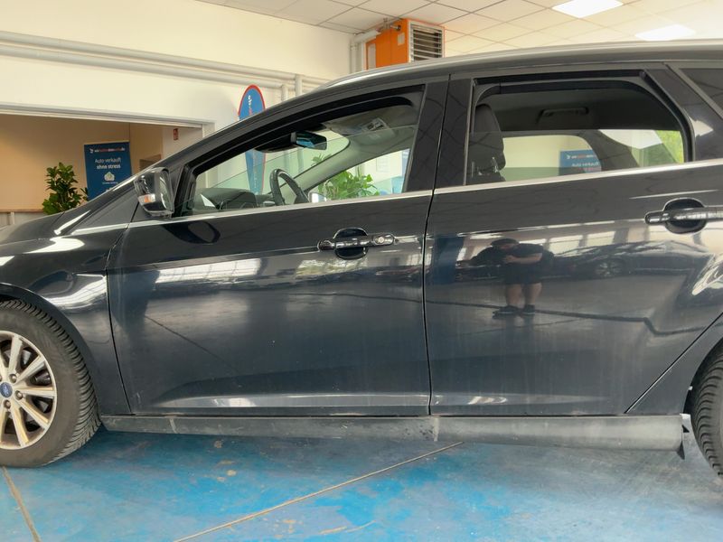 Ford Focus 1.5 TDCi Titanium 2015 – снимка 4
