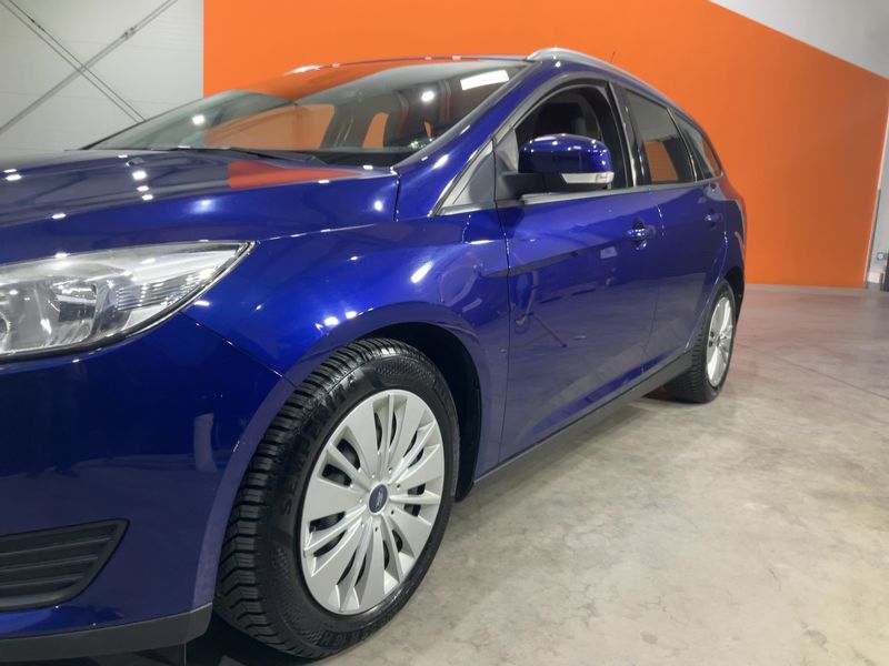 Ford Focus 1.0 EcoBoost Trend 2016 – снимка 2