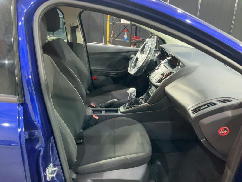 Ford Focus 1.0 EcoBoost Trend 2016 – снимка 16
