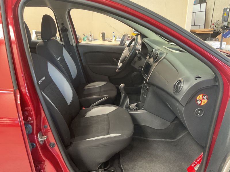 Dacia Sandero 1.5 dCi Stepway Prestige 2013 – снимка 3