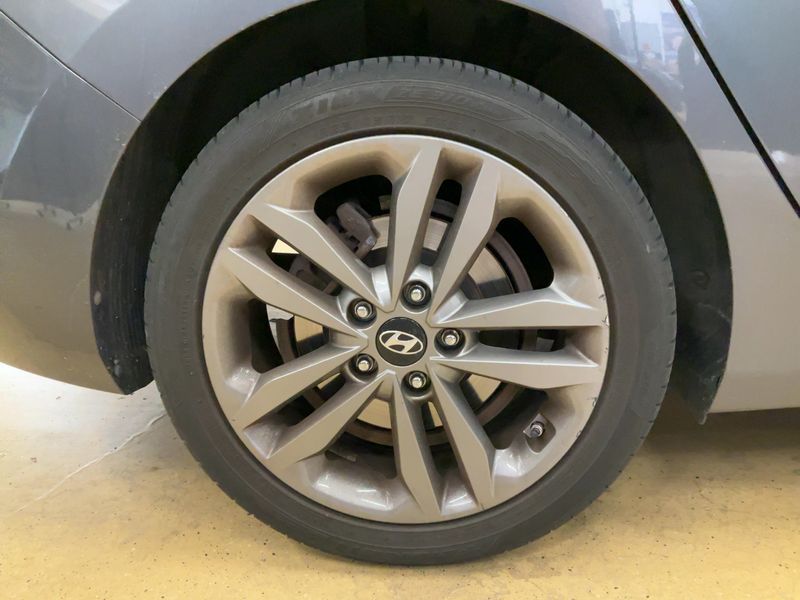 Hyundai i30 1.6 GDI Premium 2015 – снимка 9