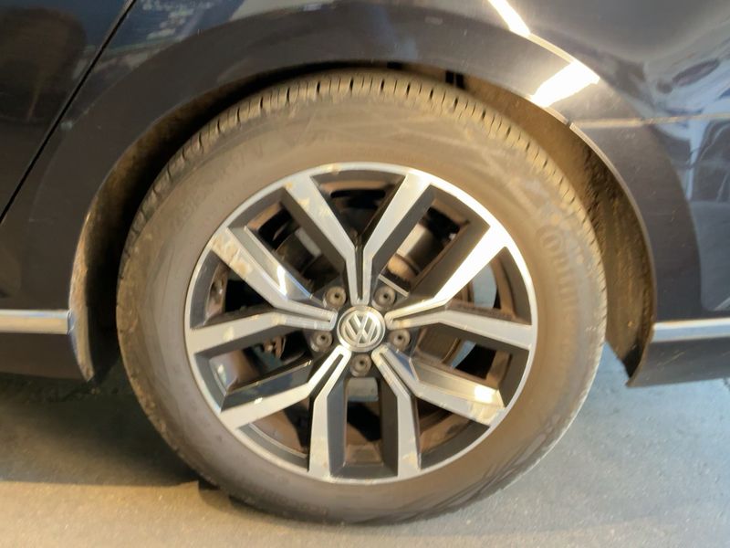 Volkswagen Passat 2.0 TDI Highline BlueMotion Tech 2016 – снимка 5