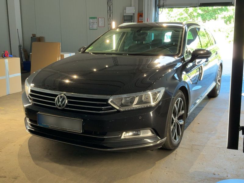 Volkswagen Passat 2.0 TDI Highline BlueMotion Tech 2016 – снимка 1