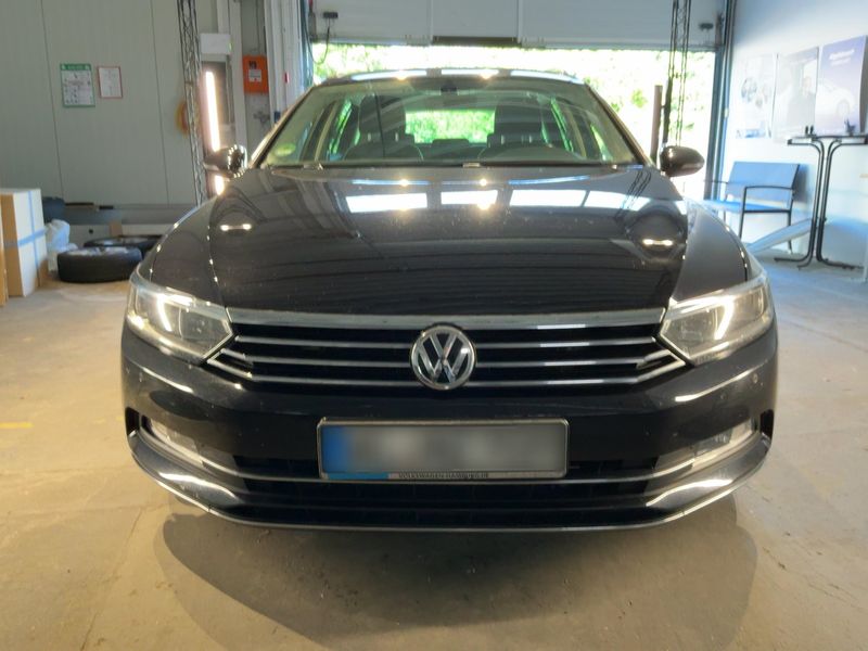 Volkswagen Passat 2.0 TDI Highline BlueMotion Tech 2016 – снимка 14