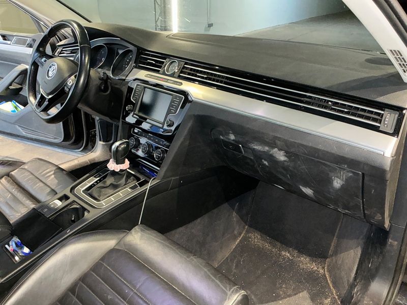 Volkswagen Passat 2.0 TDI Highline BlueMotion Tech 2016 – снимка 37