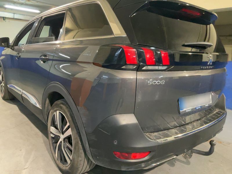 Peugeot 5008 1.5 Blue-HDi GT Line 2019 – снимка 6
