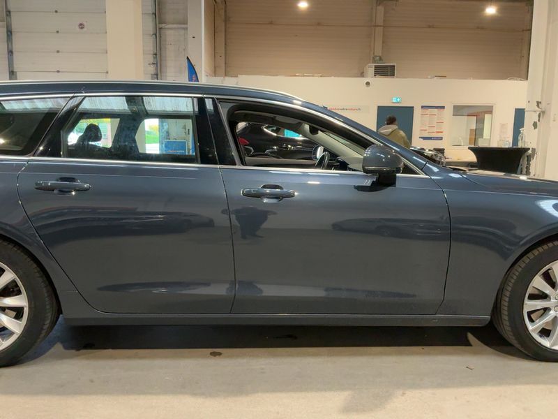 Volvo V90 2.0 T8 Plug-in Hybrid Inscription Luxe AWD 2018 – снимка 10