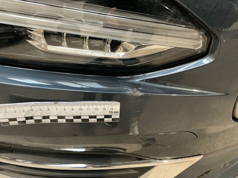 Volvo V90 2.0 T8 Plug-in Hybrid Inscription Luxe AWD 2018 – снимка 38
