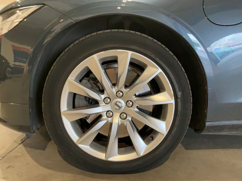 Volvo V90 2.0 T8 Plug-in Hybrid Inscription Luxe AWD 2018 – снимка 3